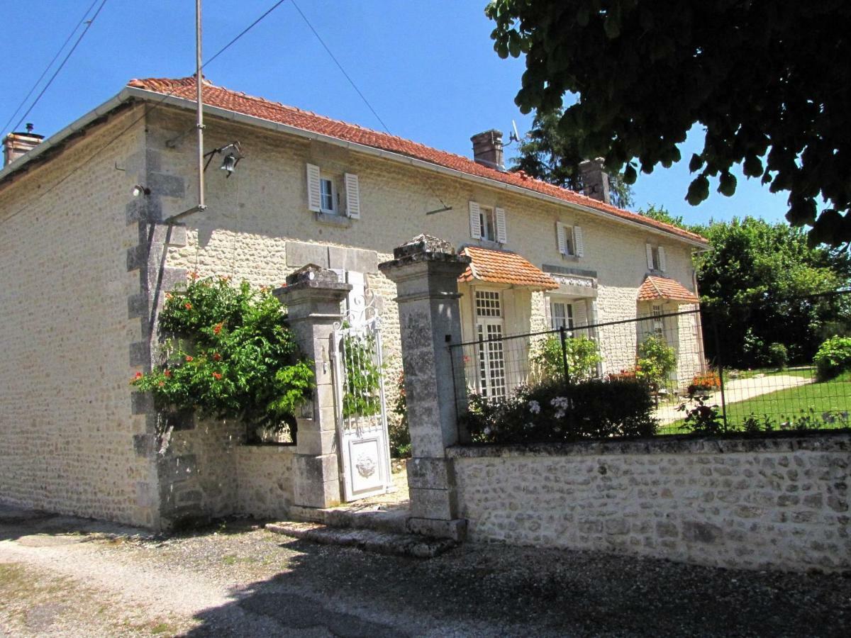 Bed and Breakfast Le Chemin Challignac Zewnętrze zdjęcie